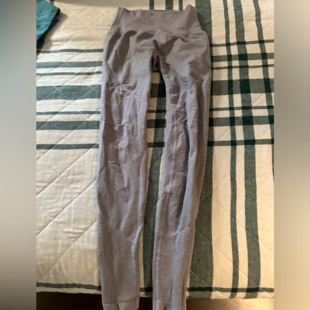 Cute workout leggings, light purple lavender
